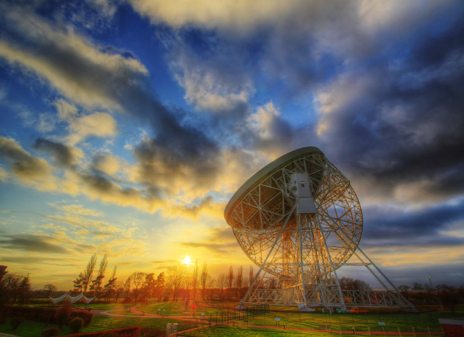 Lovell-sunset (c) Anthony Holloway