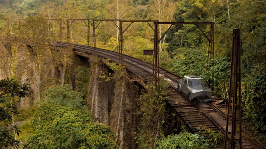 SEFT-1 / Los Ferronautas (2013)