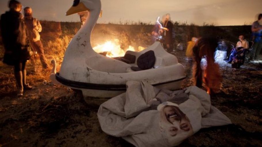 Swandown / Dir Andrew Kotting (2012)