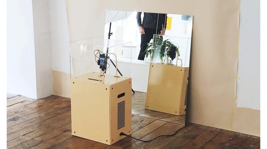 Daniel Armengol Altayó / #artificialselfie