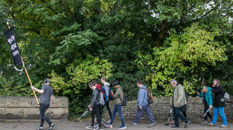 Heavy Metal Detector \\ Arts by the Sea