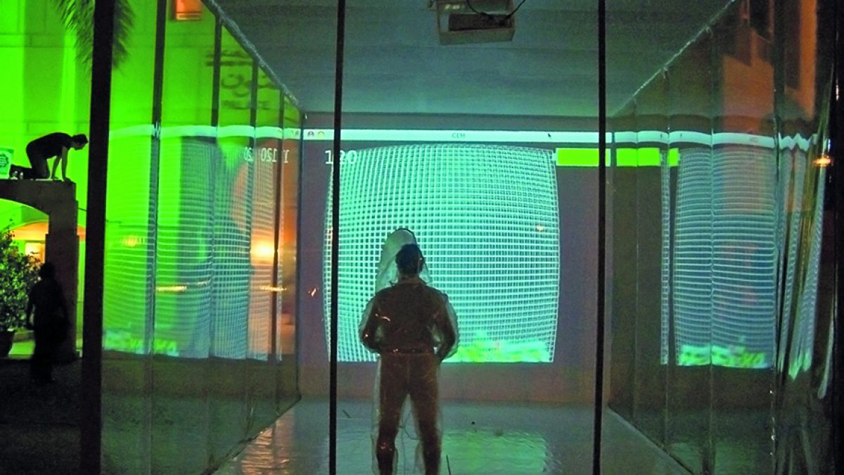 Thirty Days of Running in Place \ Ahmed Basiony (2011)